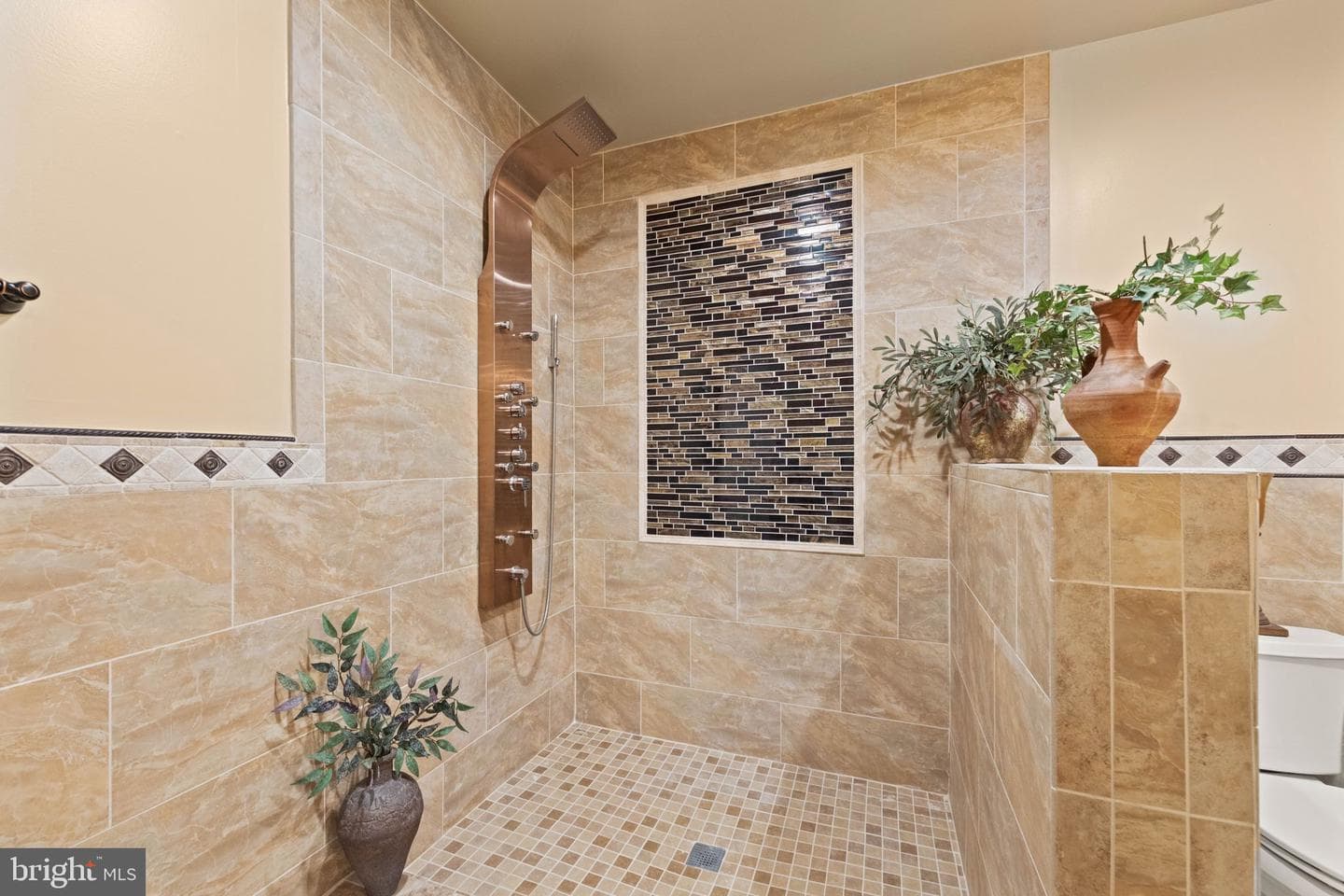 18250 Glen Oak Way photo 88