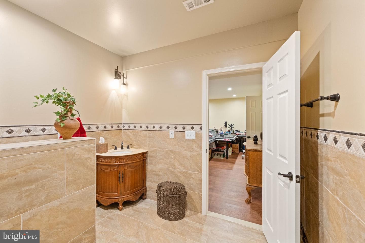 18250 Glen Oak Way photo 90