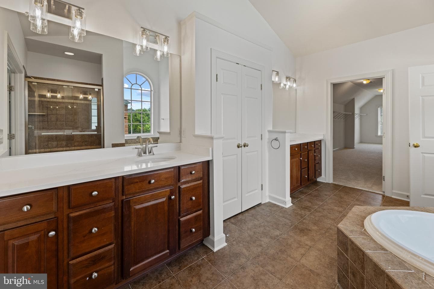 42640 Bradfords Telegraph Court photo 34
