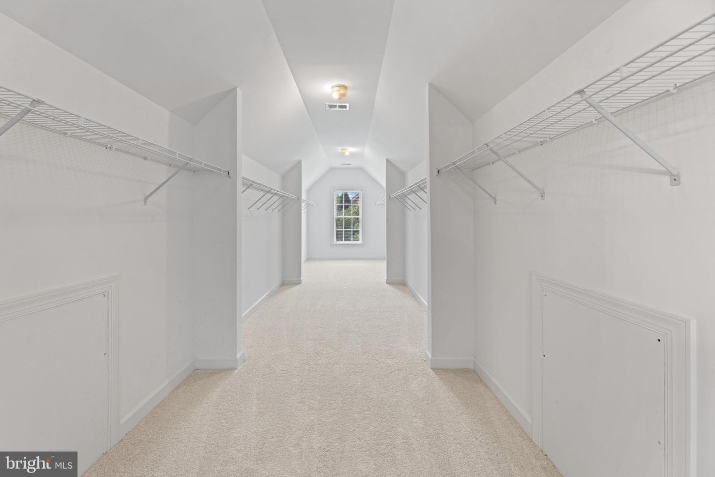 42640 Bradfords Telegraph Court photo 36