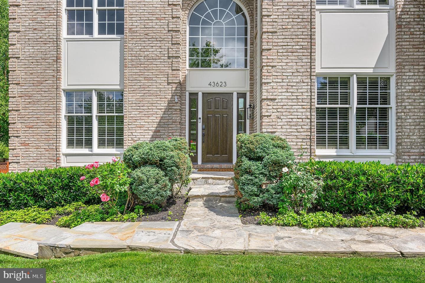 43623 London Way photo 4