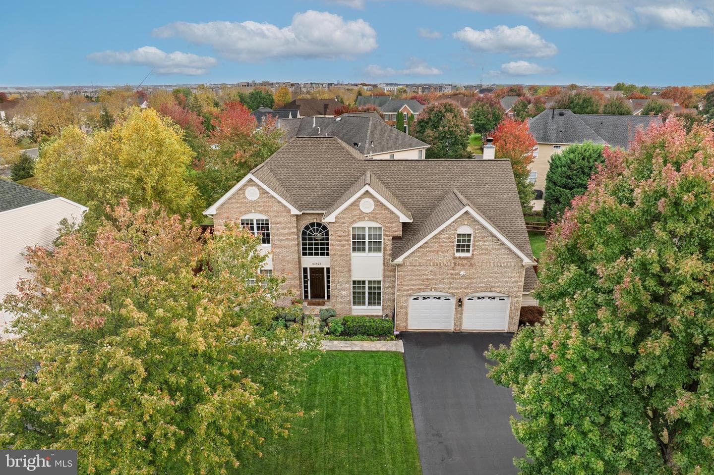 43623 London Way photo 64