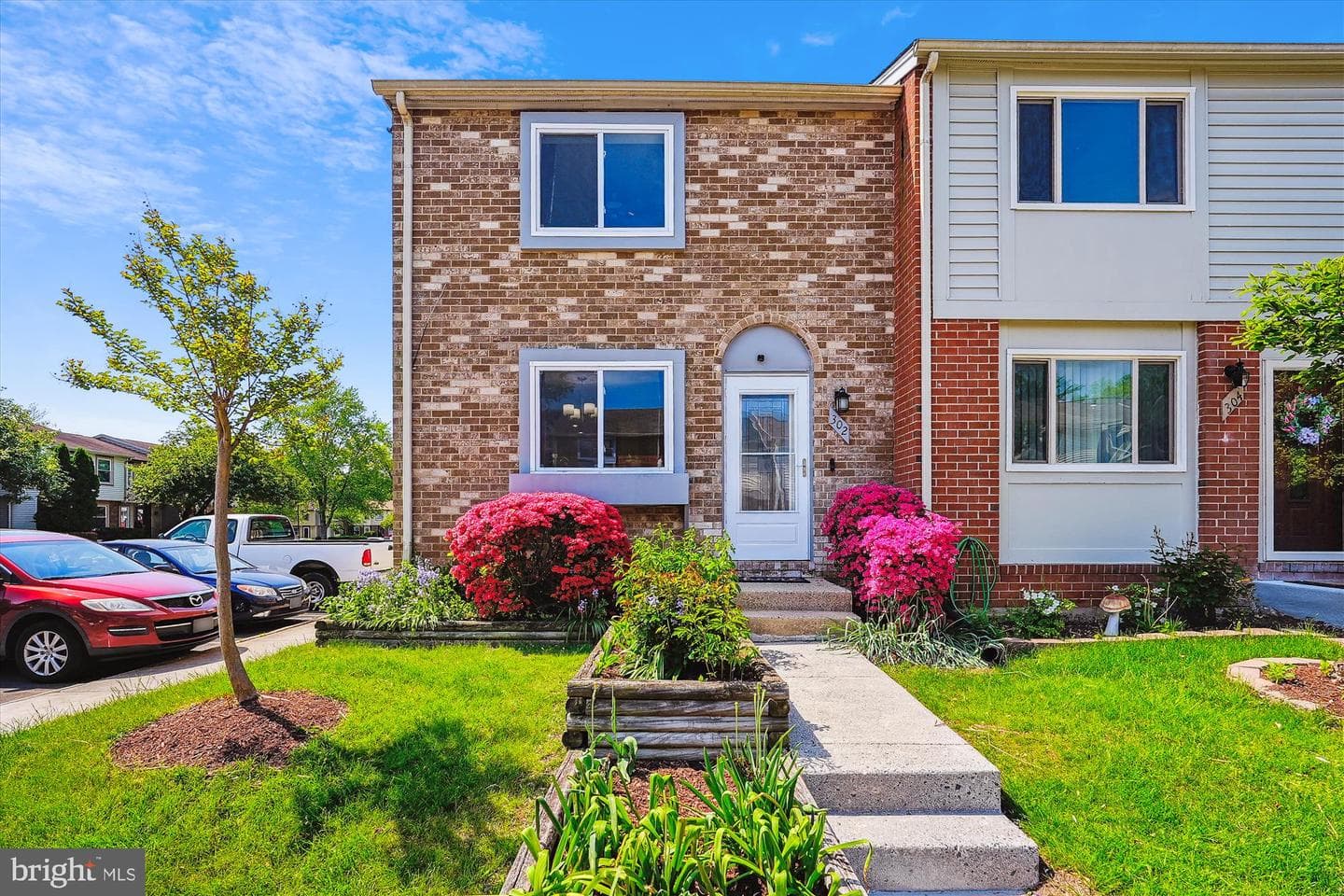 302 Argus Place photo 1