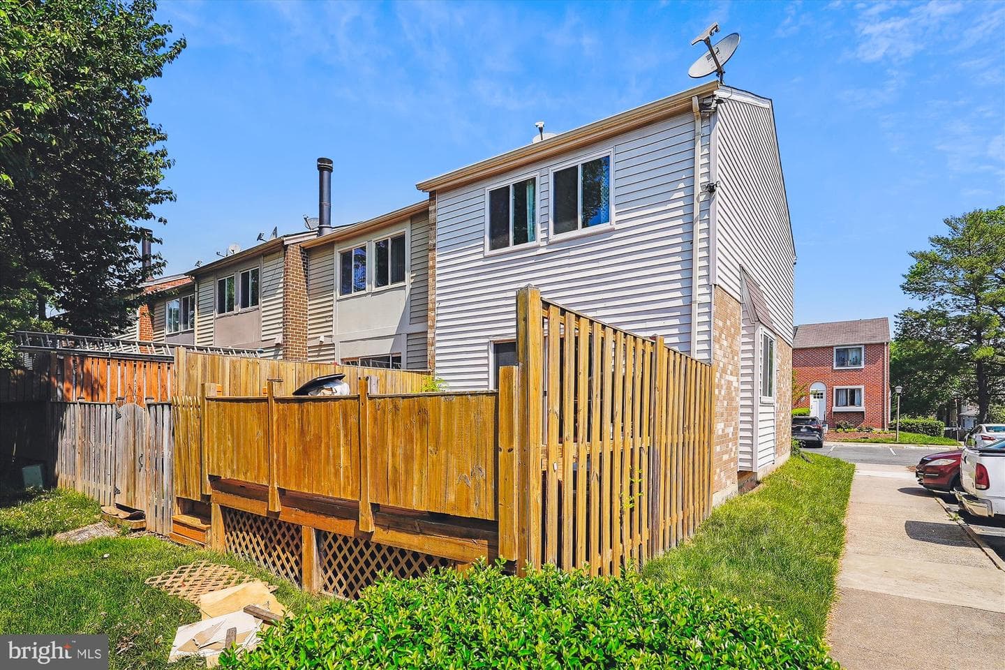 302 Argus Place photo 29