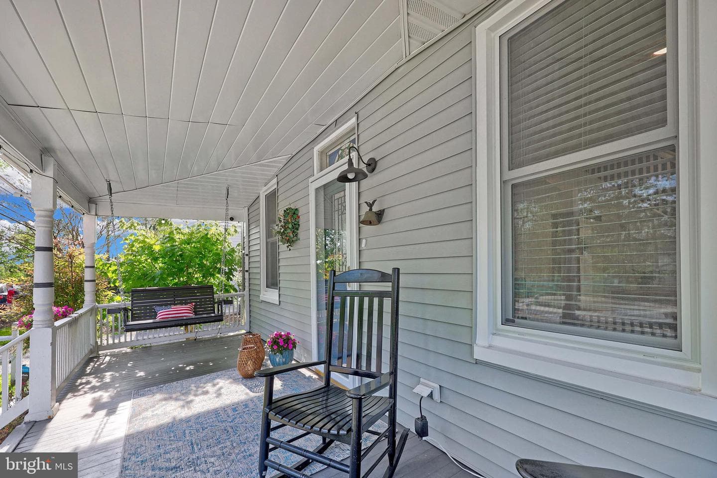 331 W Colonial Highway photo 3