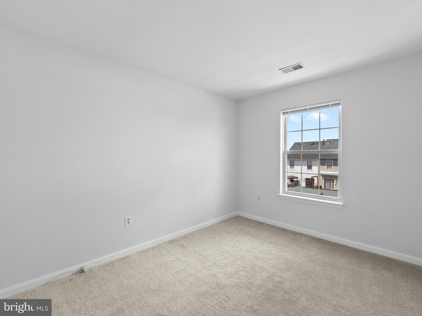 22937 Whitehall Terrace photo 14