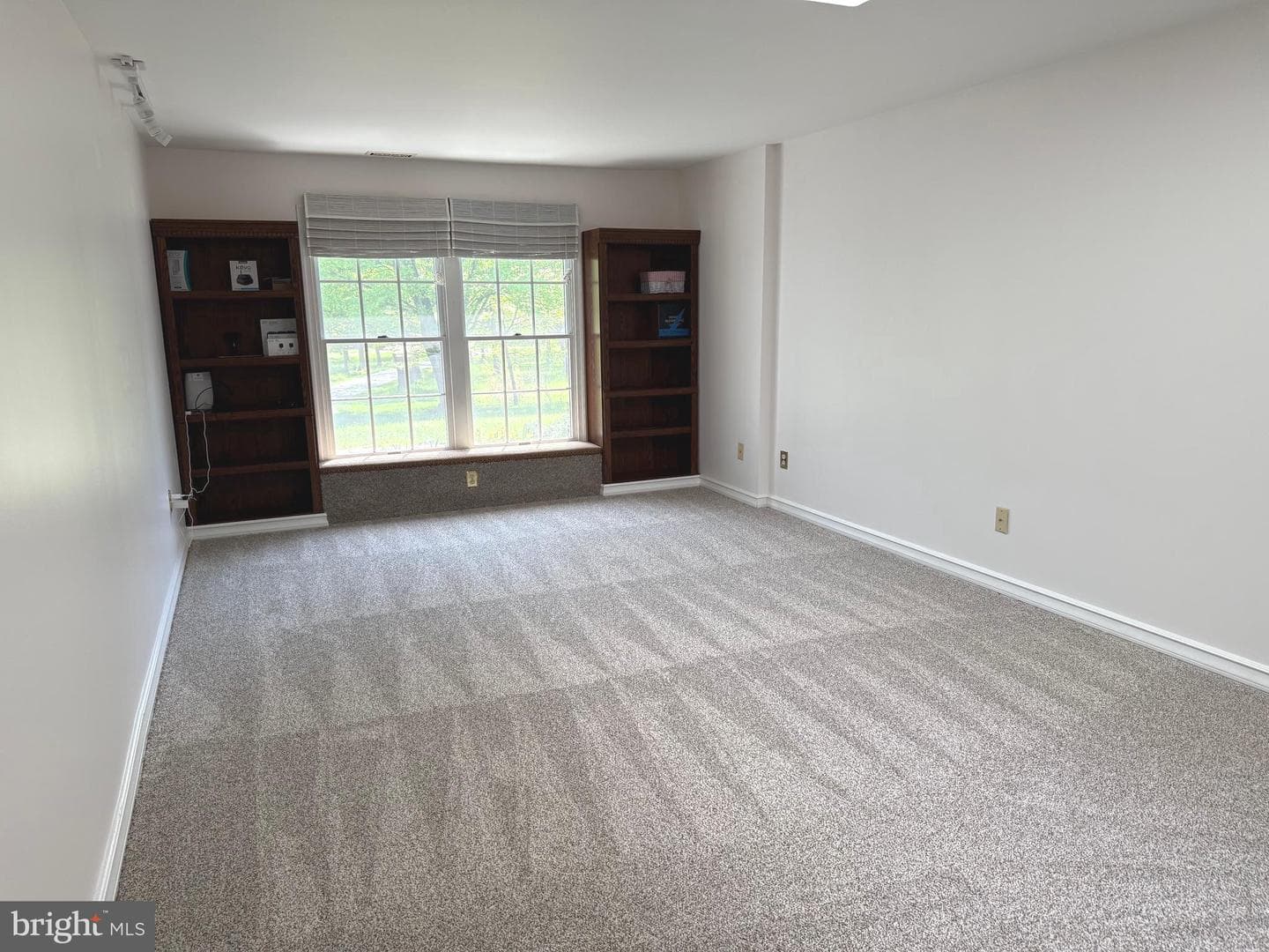 15608 Edgegrove Road photo 23