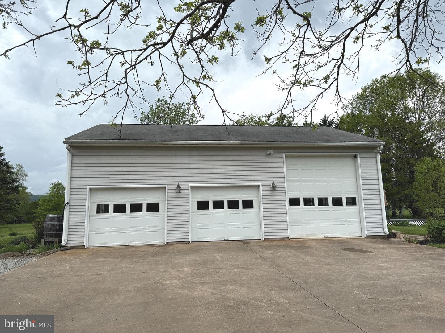 15608 Edgegrove Road photo 40
