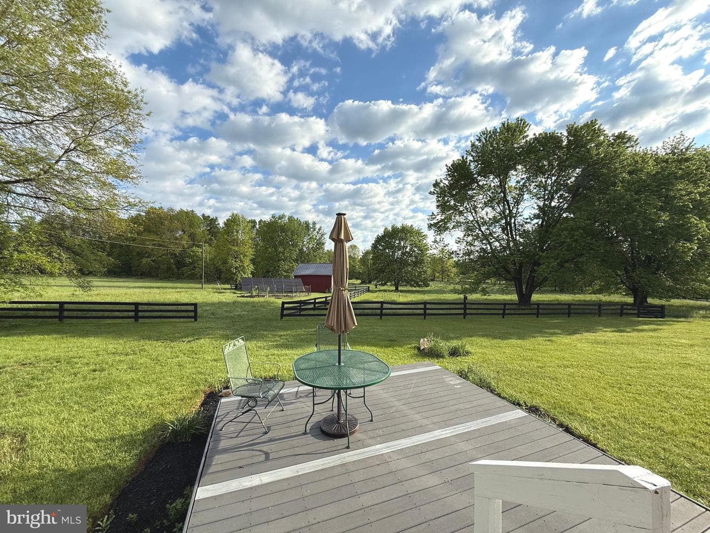 15608 Edgegrove Road photo 5