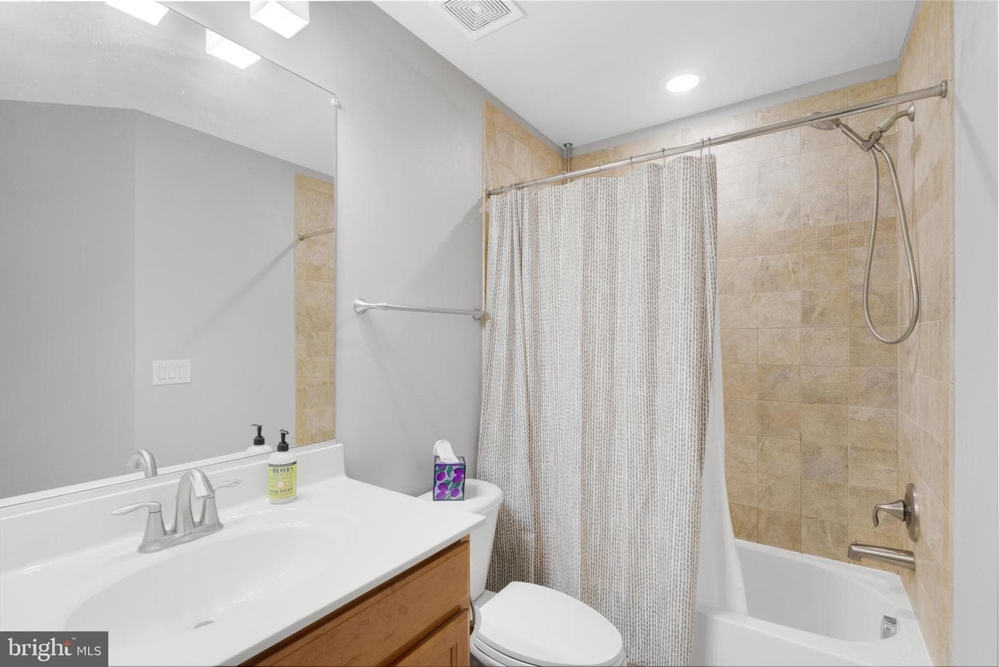 20920 Houseman Terrace photo 28