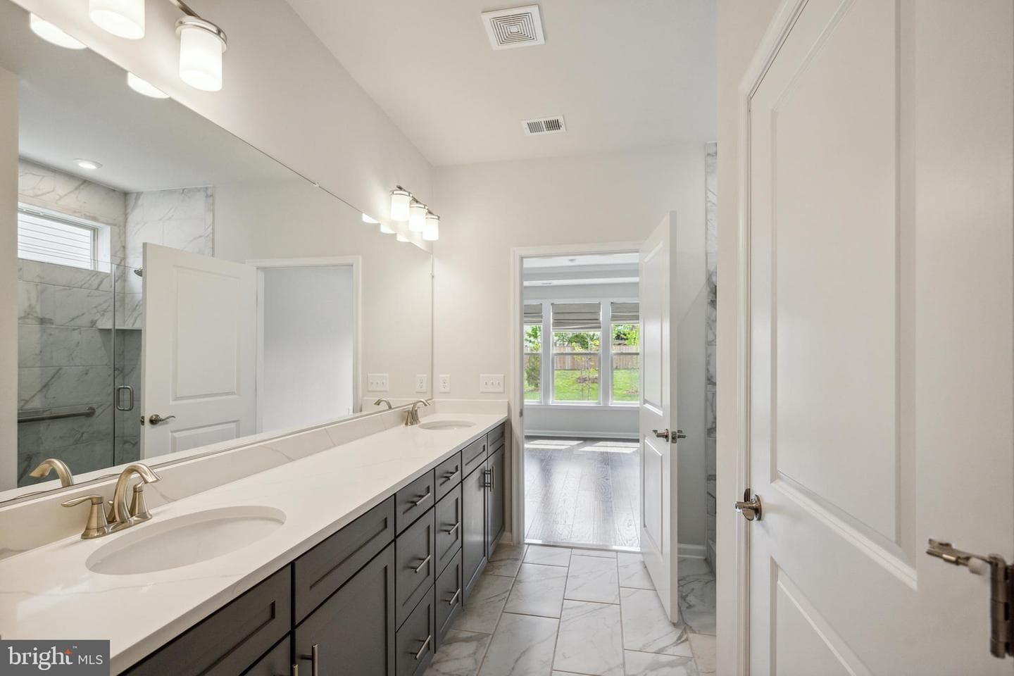 21729 Hawksbill High Circle photo 33