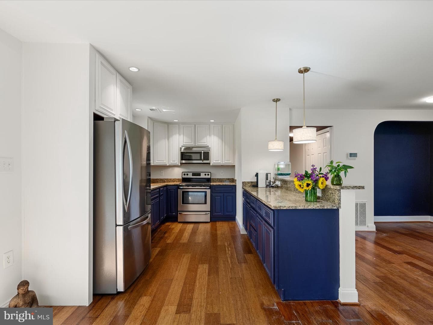 1904 N Amelia Street photo 14