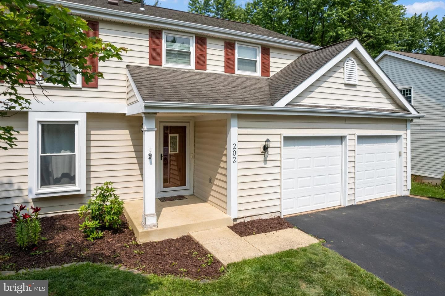 202 Trail Court photo 2