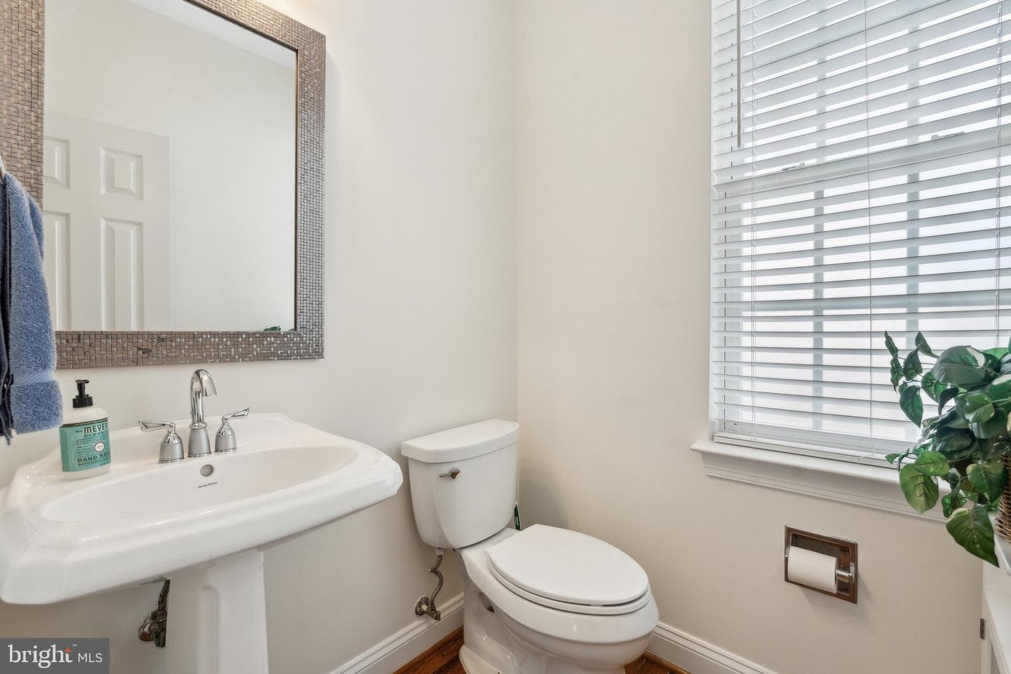 42795 Explorer Drive photo 15