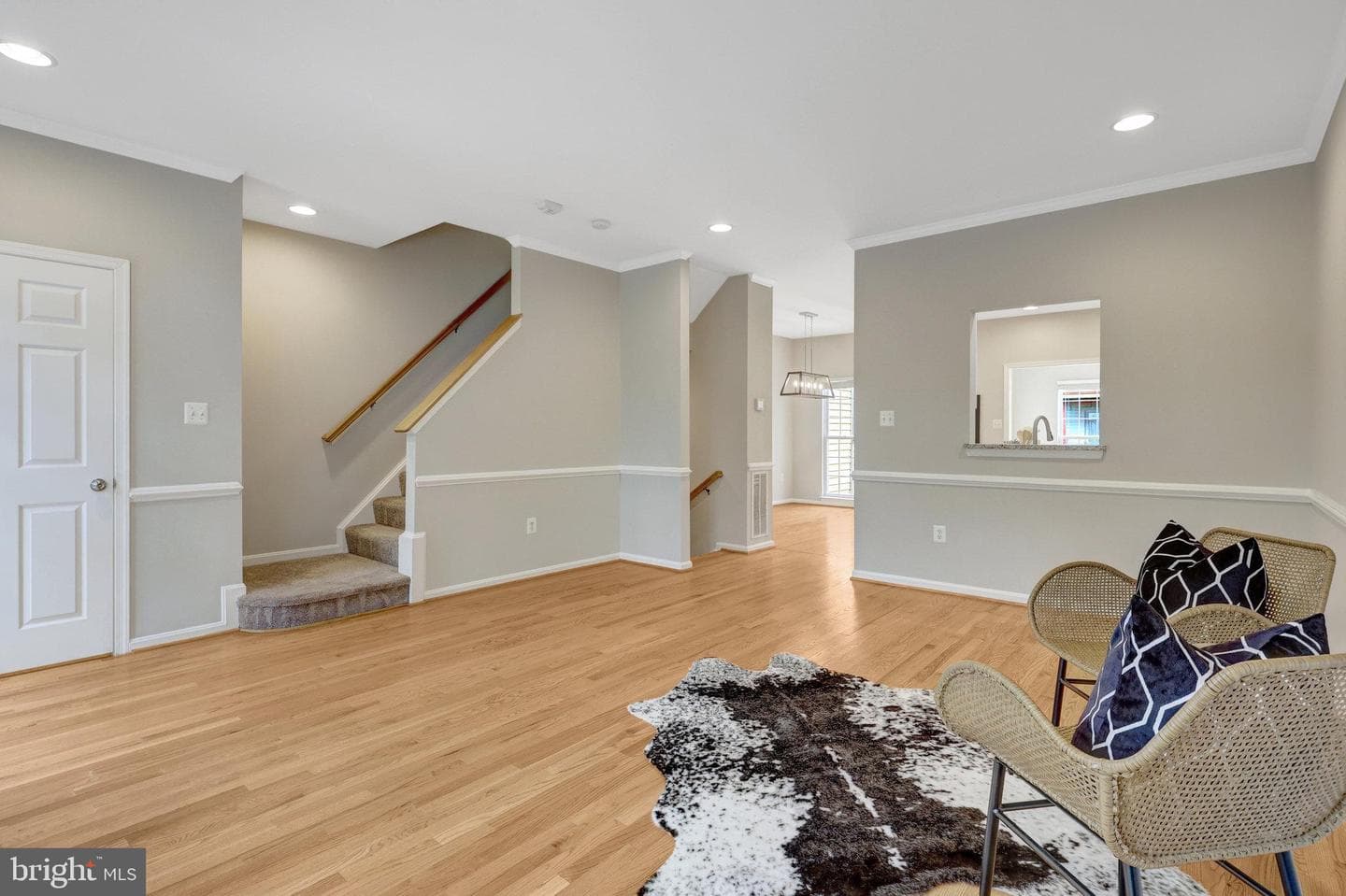 45559 Grand Central Square photo 14