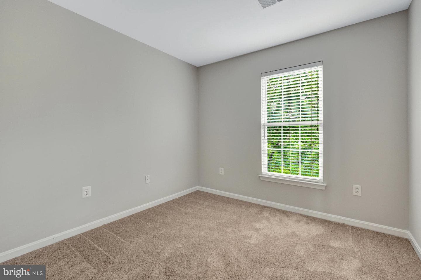 45559 Grand Central Square photo 26