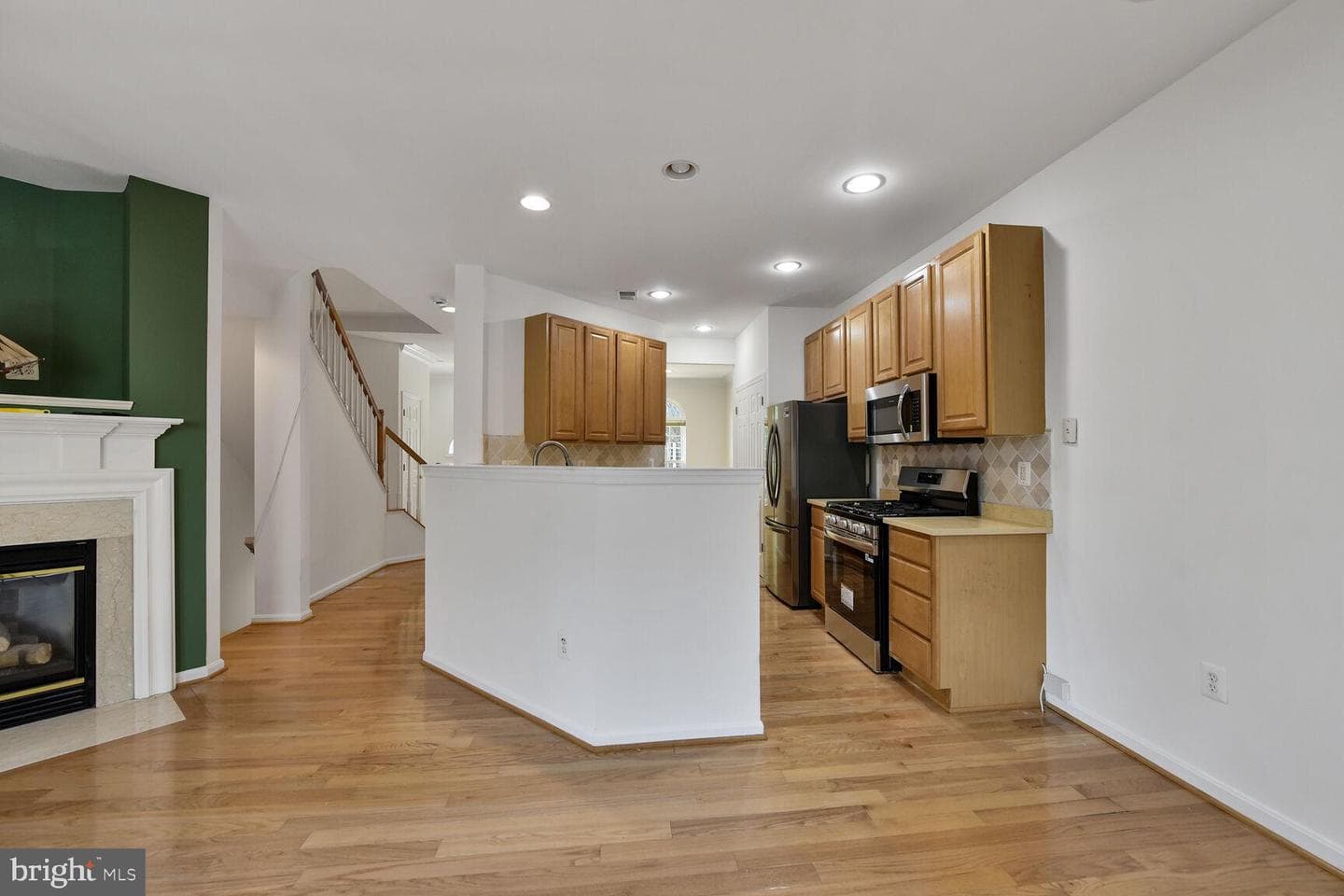 46245 Milthorn Terrace photo 5