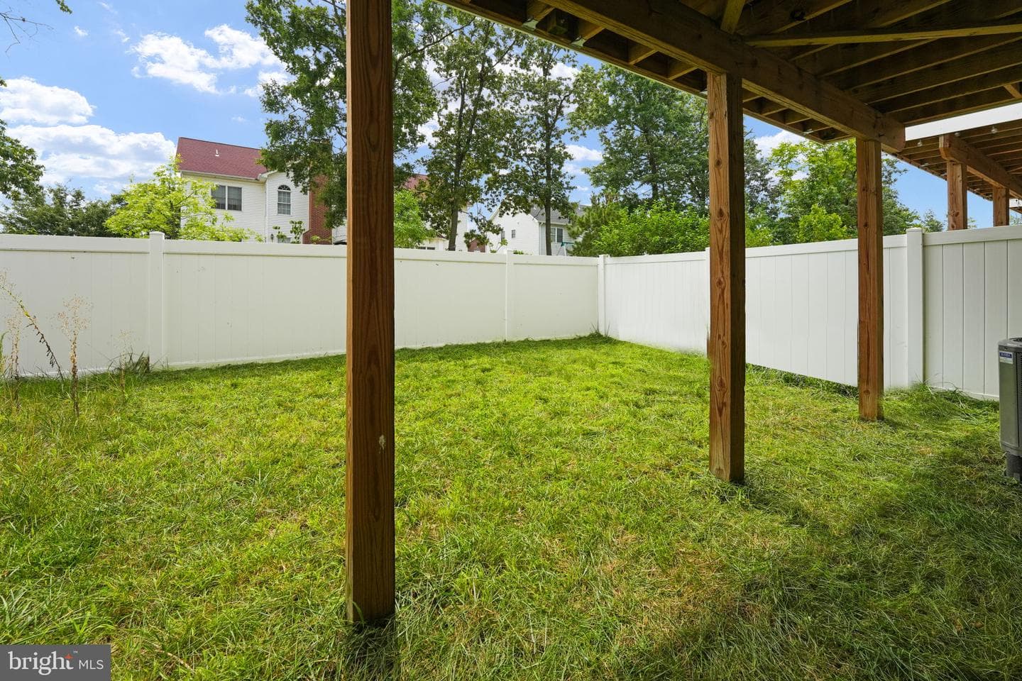 45399 Daveno Square photo 34