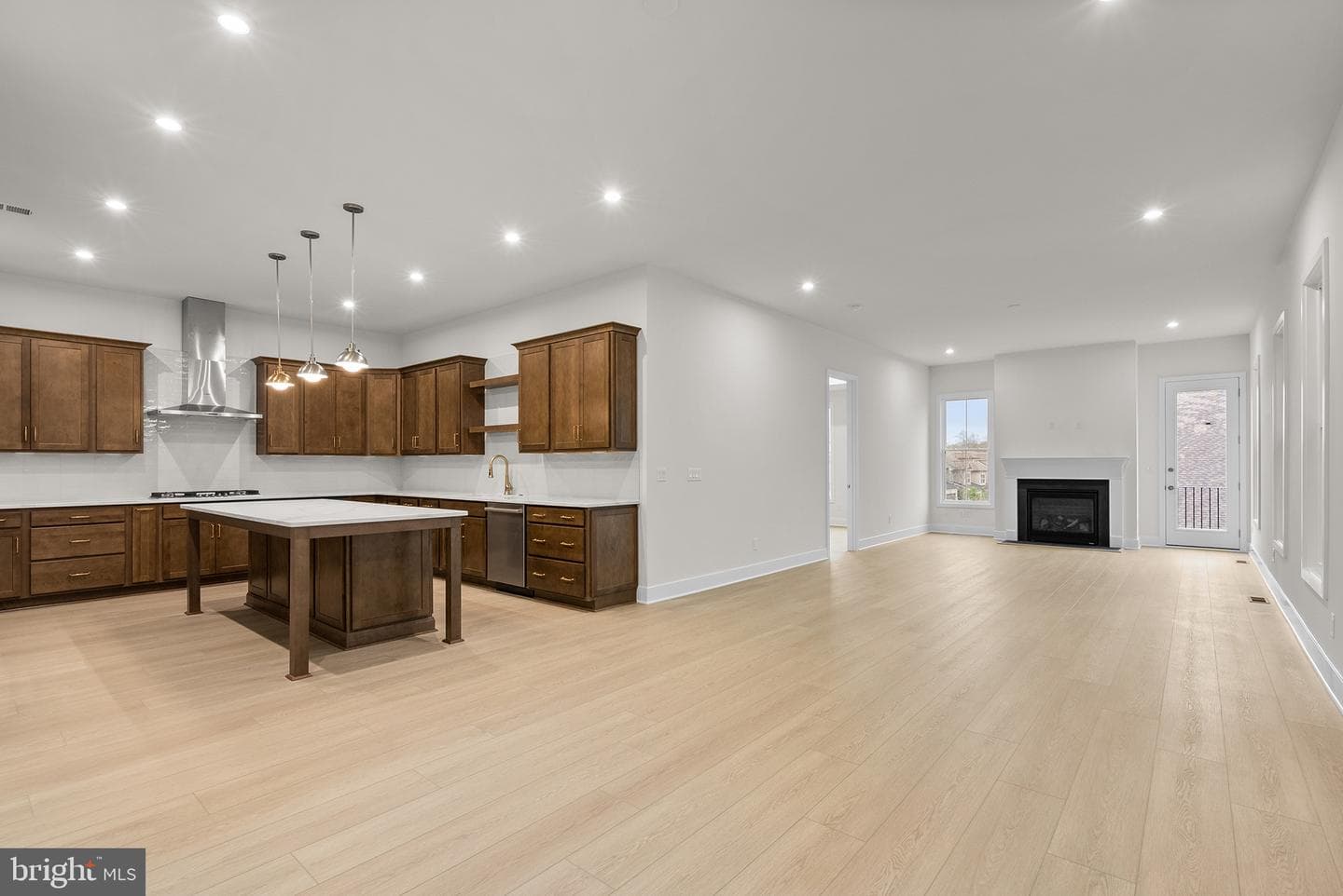 44470 Coalport Terrace photo 10