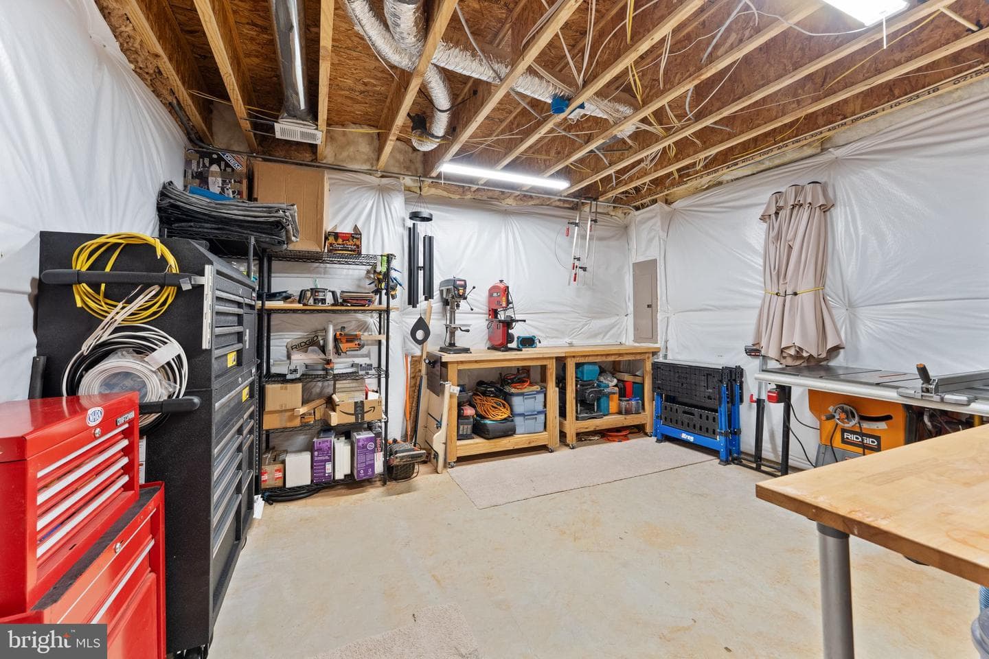 103 Dizerega Court SW photo 46