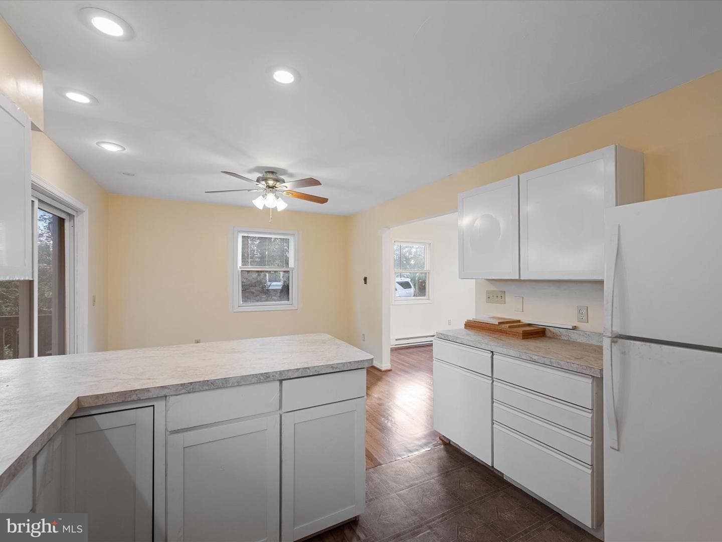 414 Madison Court SE photo 12