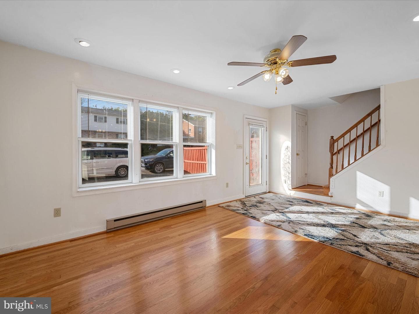 414 Madison Court SE photo 6