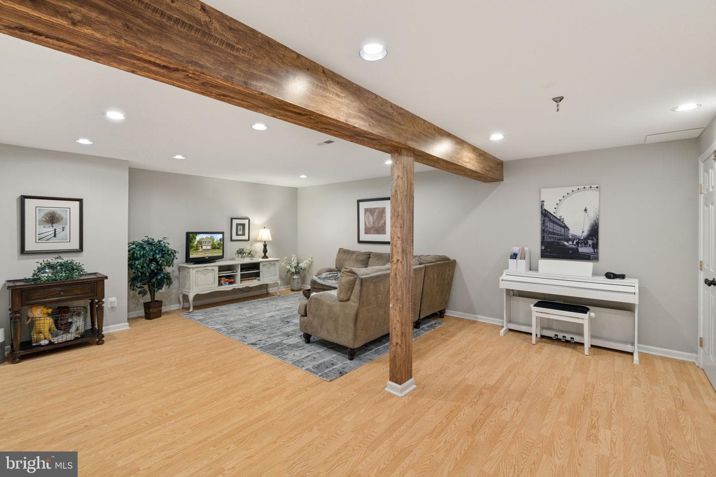 336 Deerpath Avenue SW photo 35