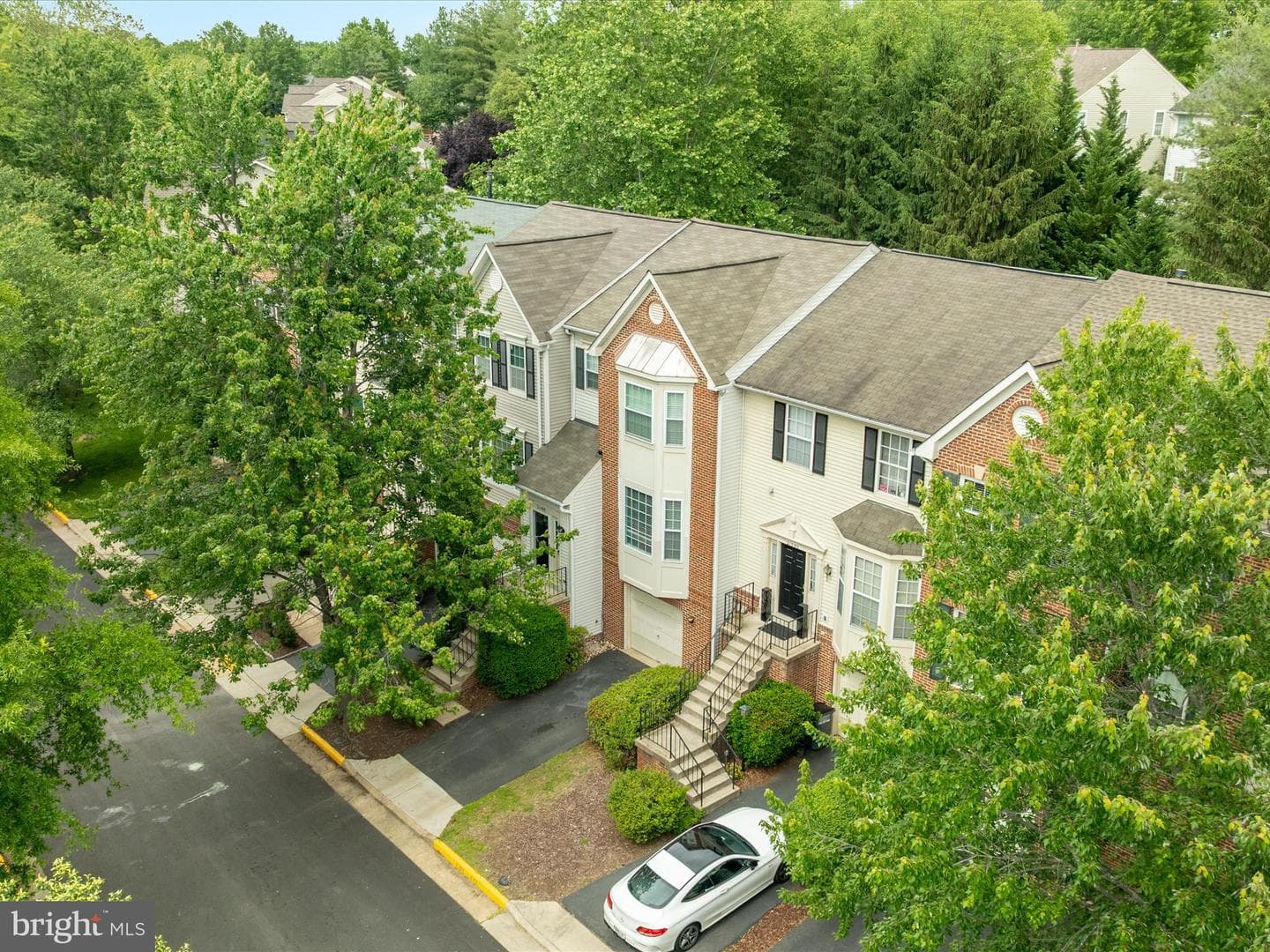 21586 Bankbarn Terrace photo 46