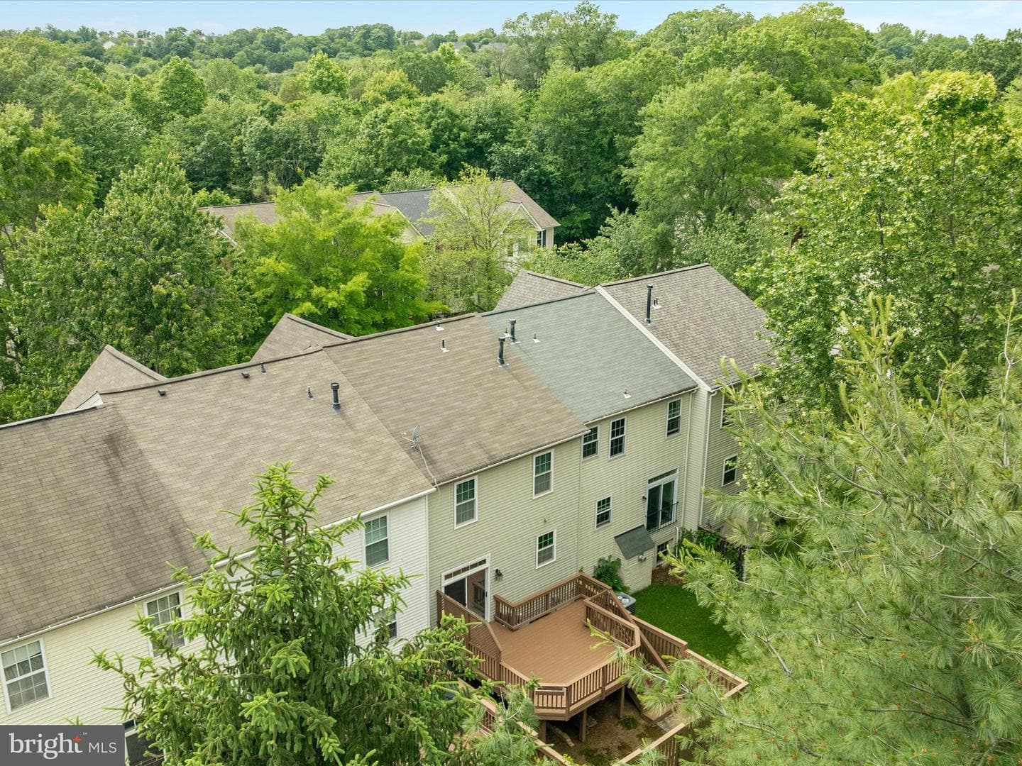 21586 Bankbarn Terrace photo 48