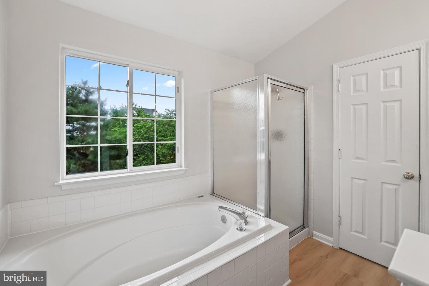 43150 Gatwick Square photo 21