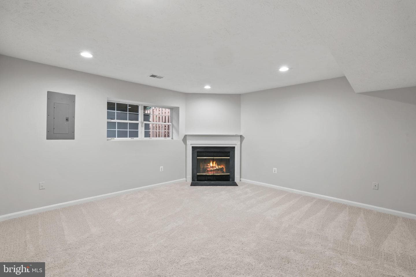 43150 Gatwick Square photo 28