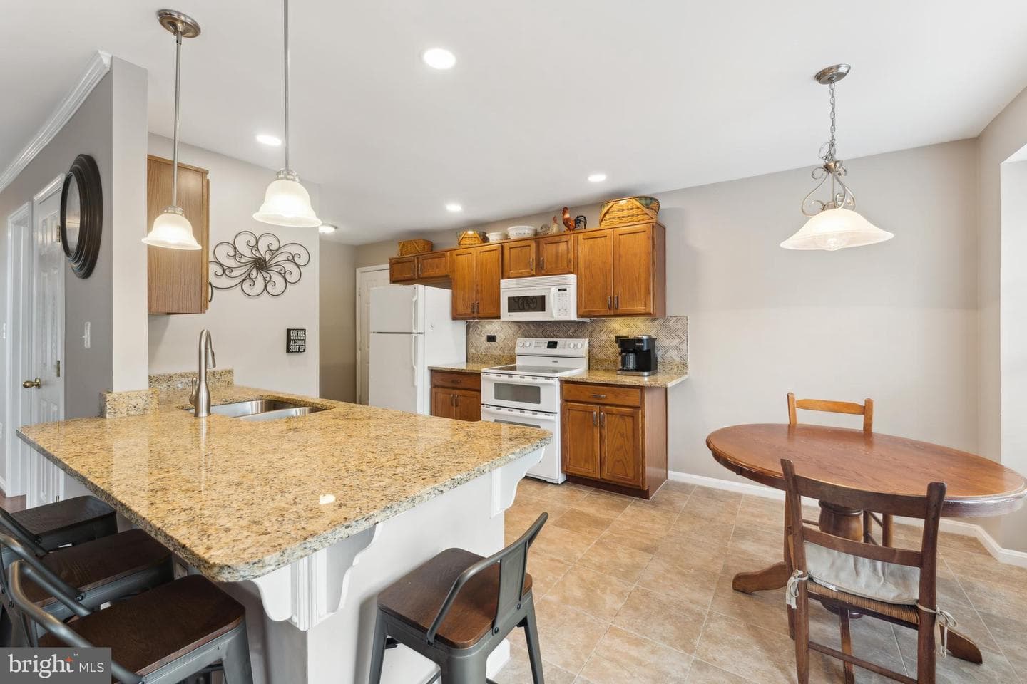 35934 Newberry Crossing Place photo 10
