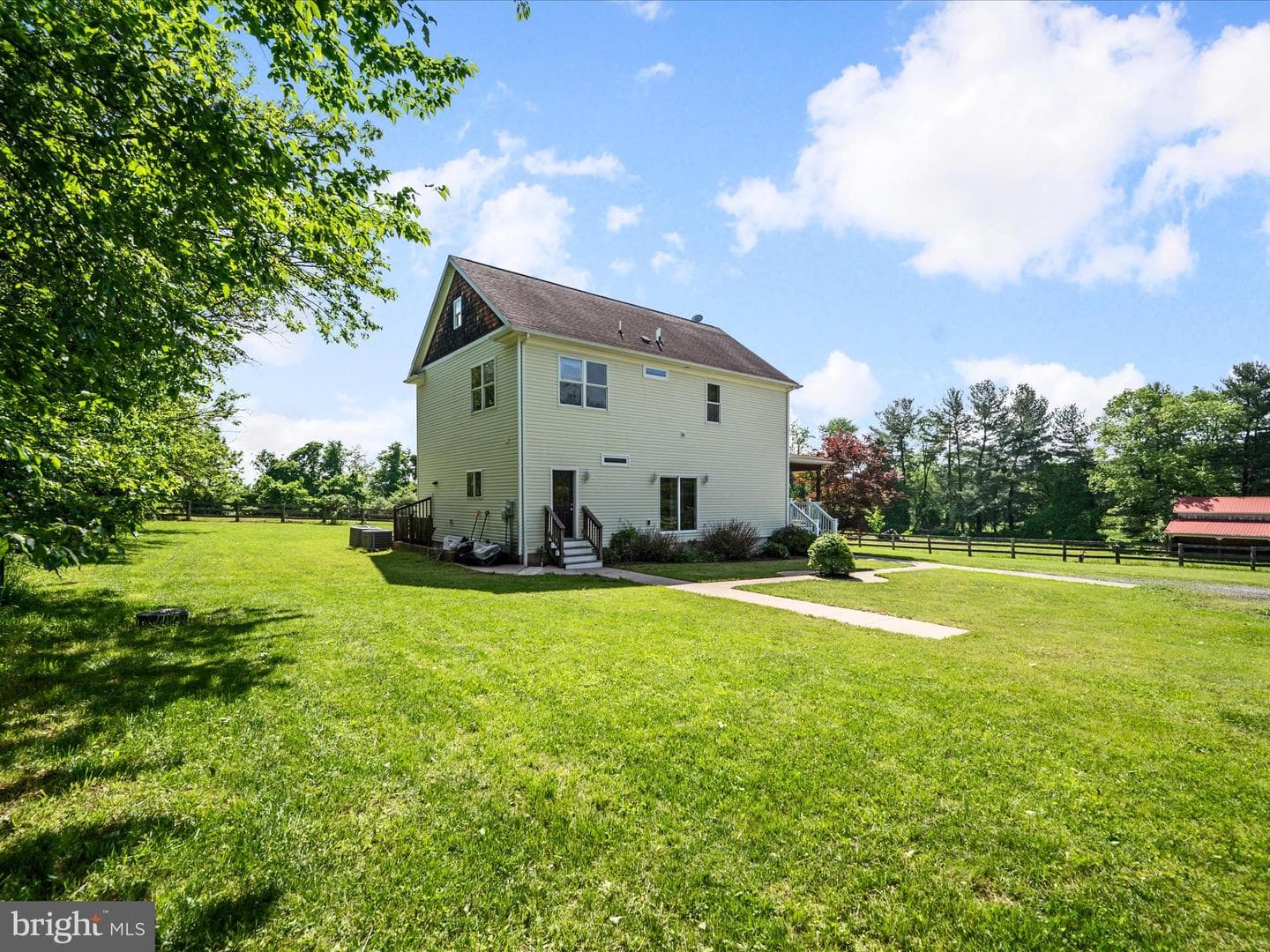 36711 Philomont Road photo 54