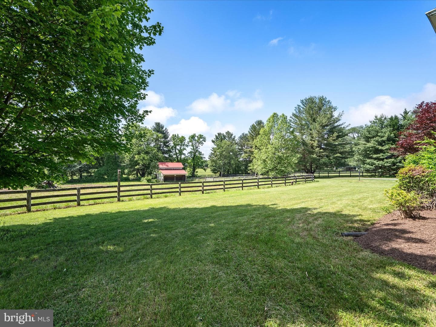 36711 Philomont Road photo 59