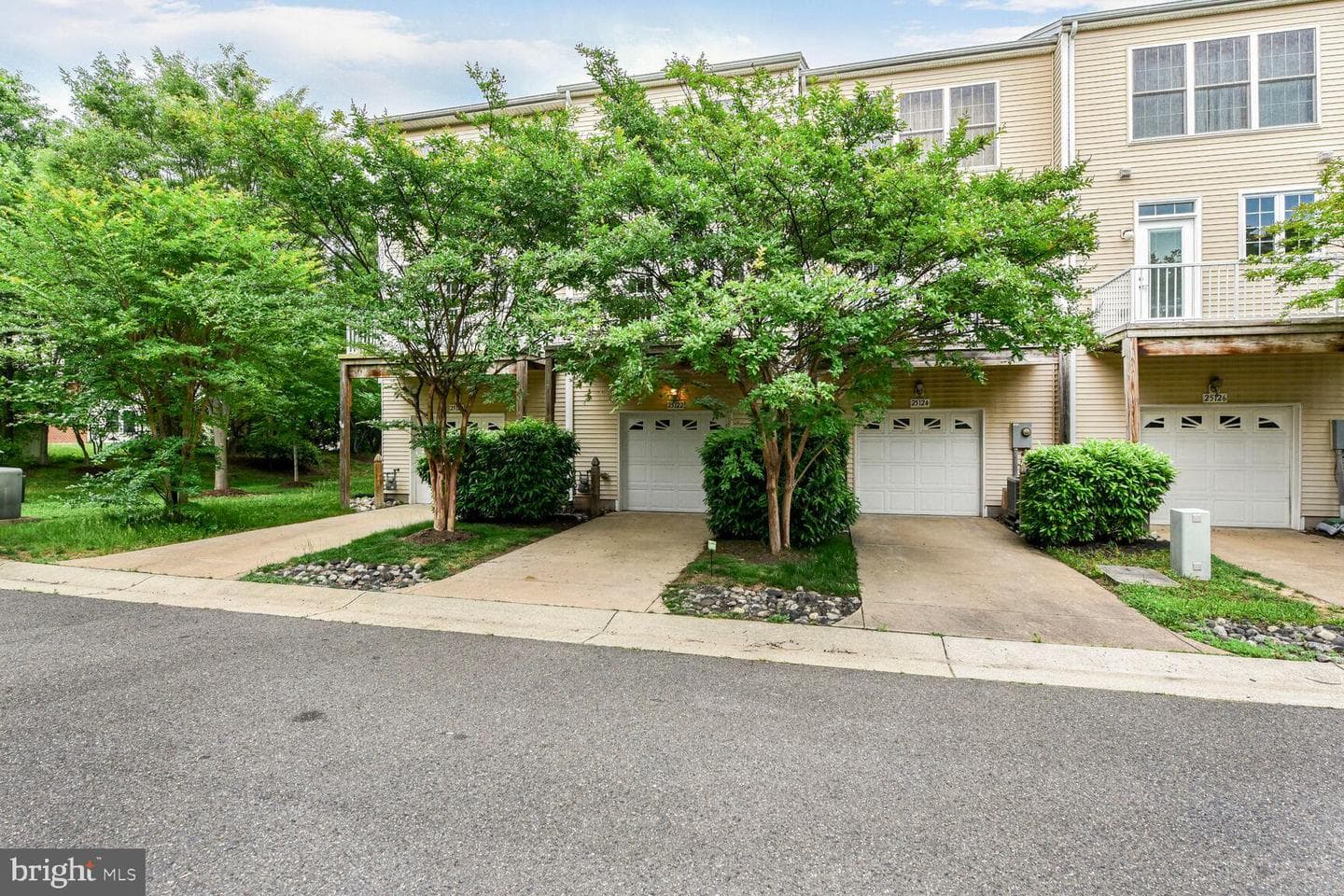 25122 Omaha Terrace photo 10