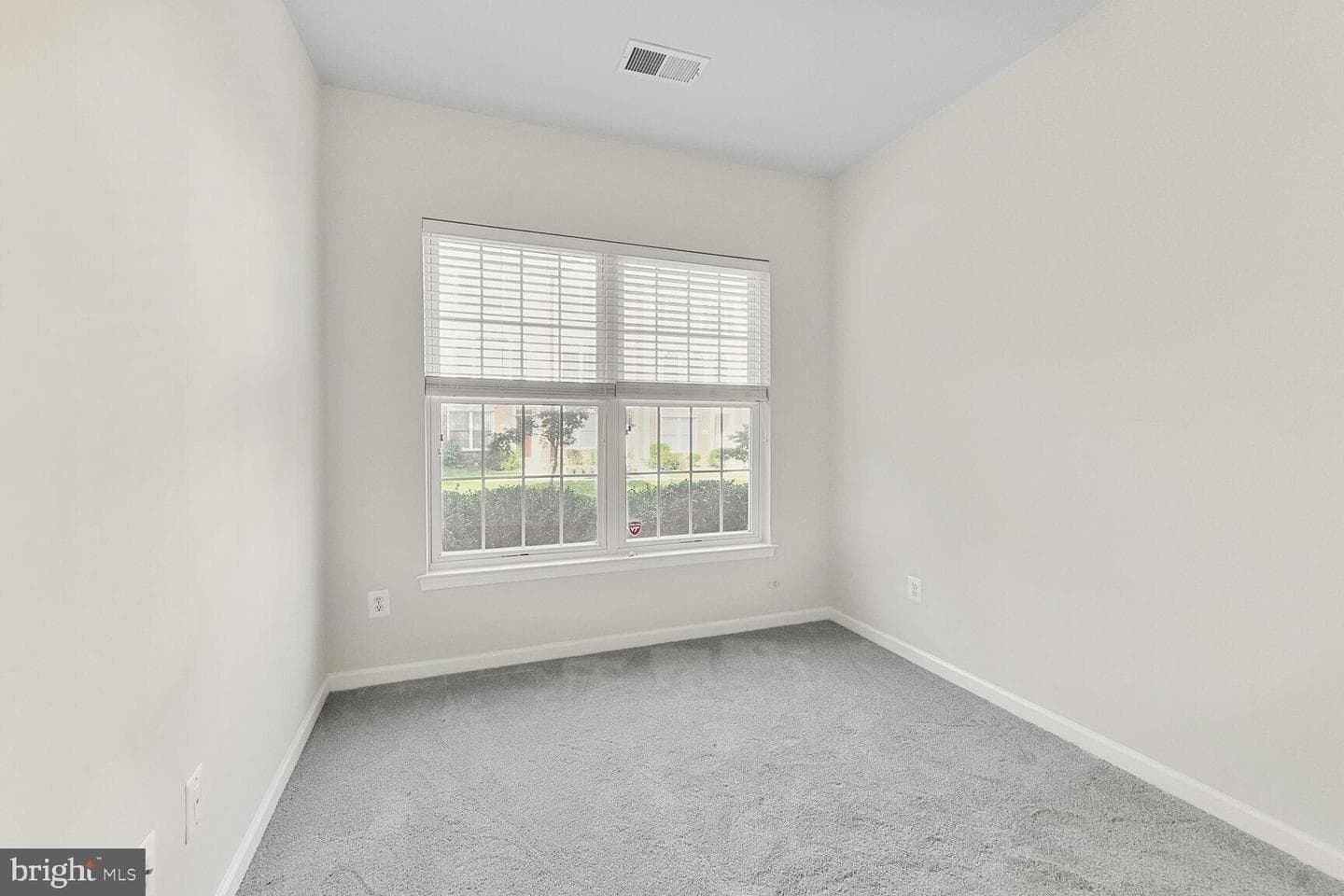 25122 Omaha Terrace photo 13