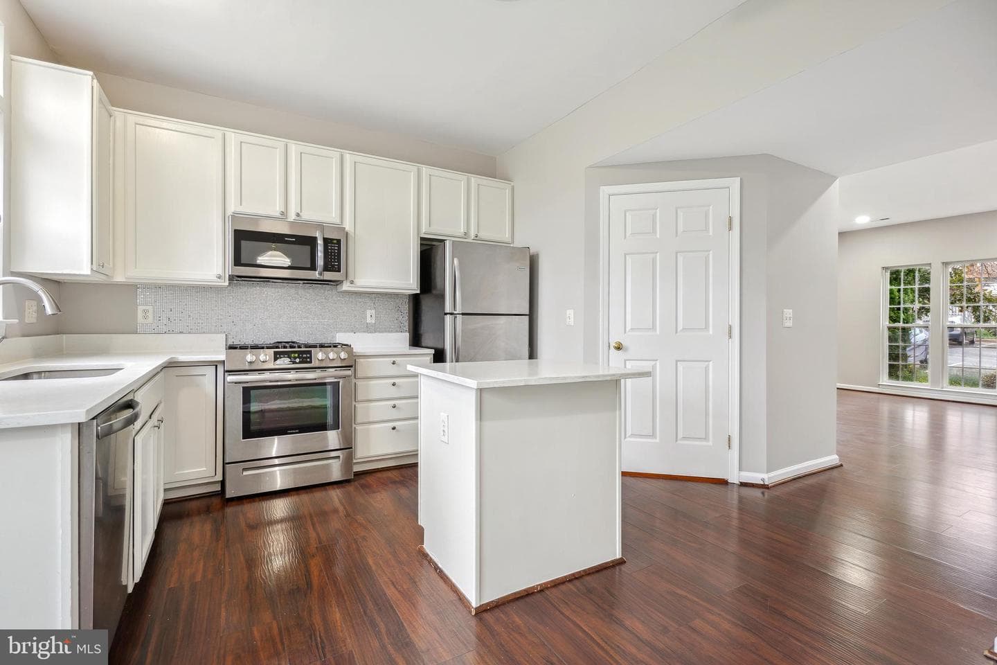 20915 Killawog Terrace photo 15