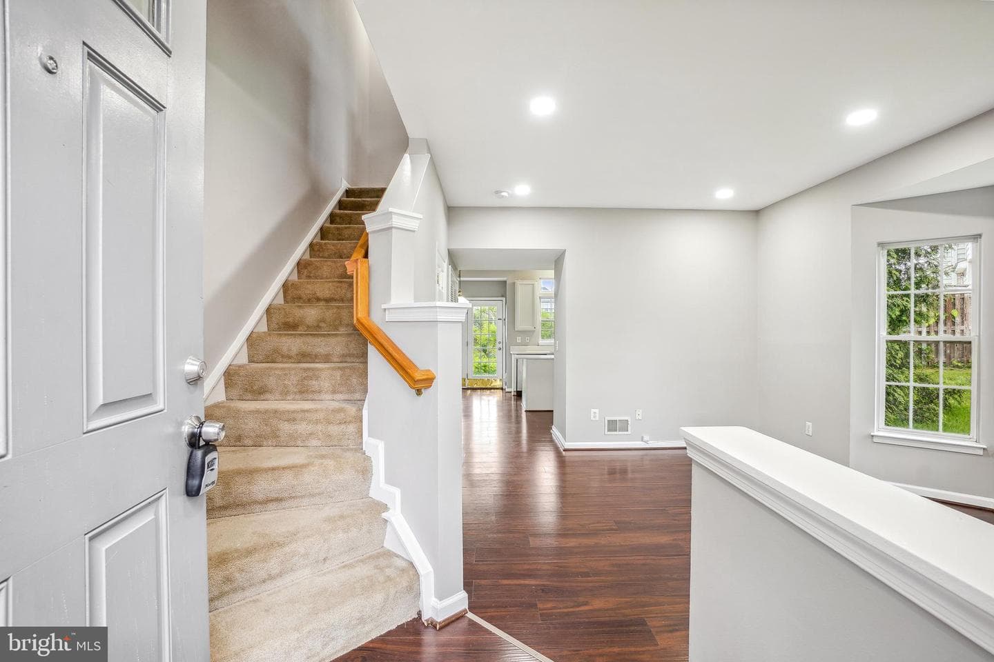 20915 Killawog Terrace photo 4