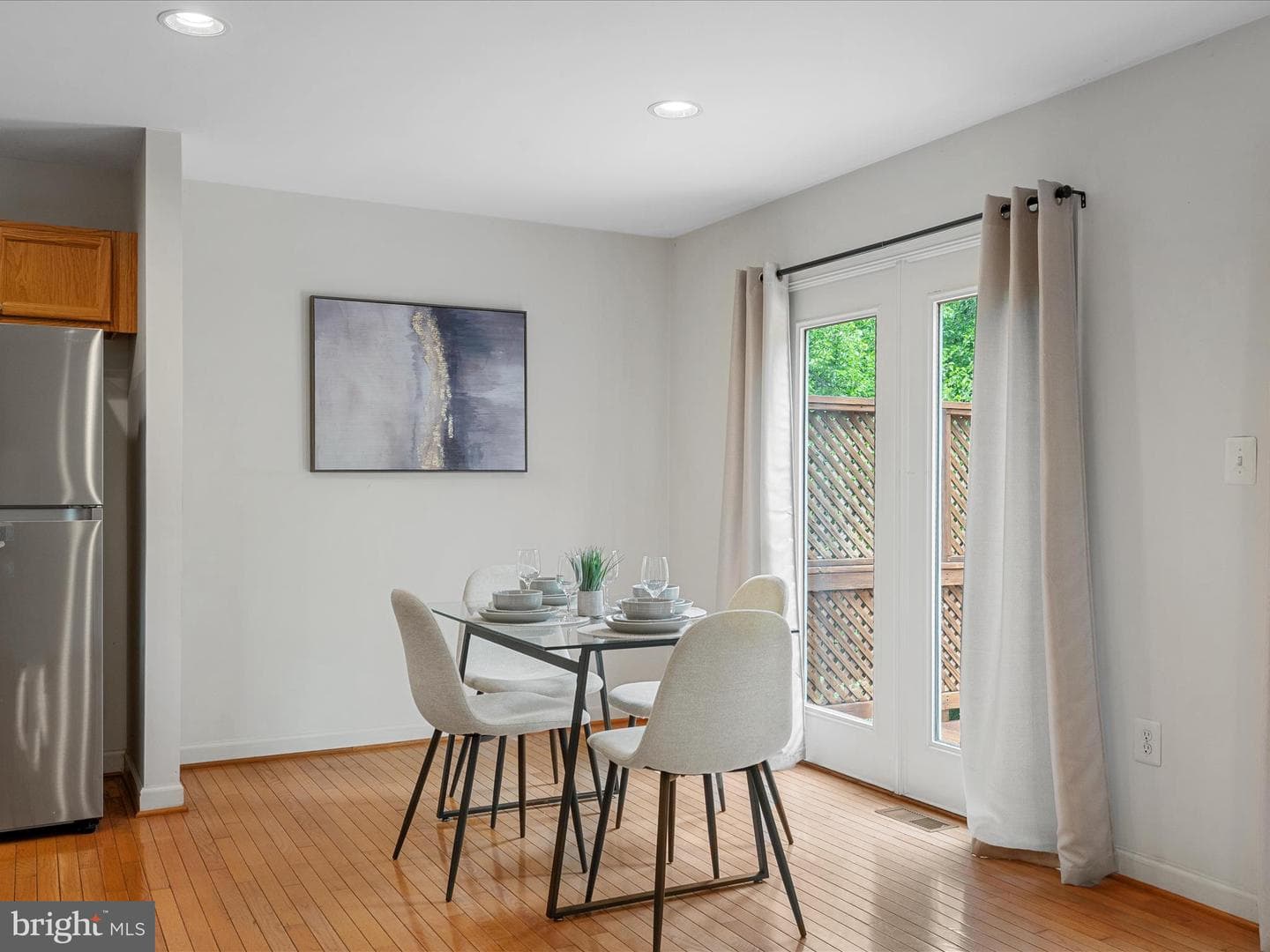 119 Maximillian Court SW photo 12