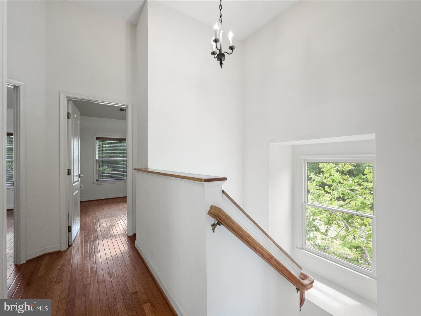 119 Maximillian Court SW photo 16