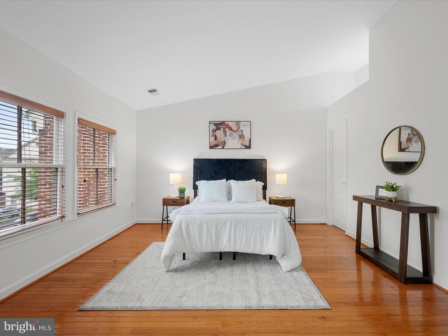 119 Maximillian Court SW photo 17