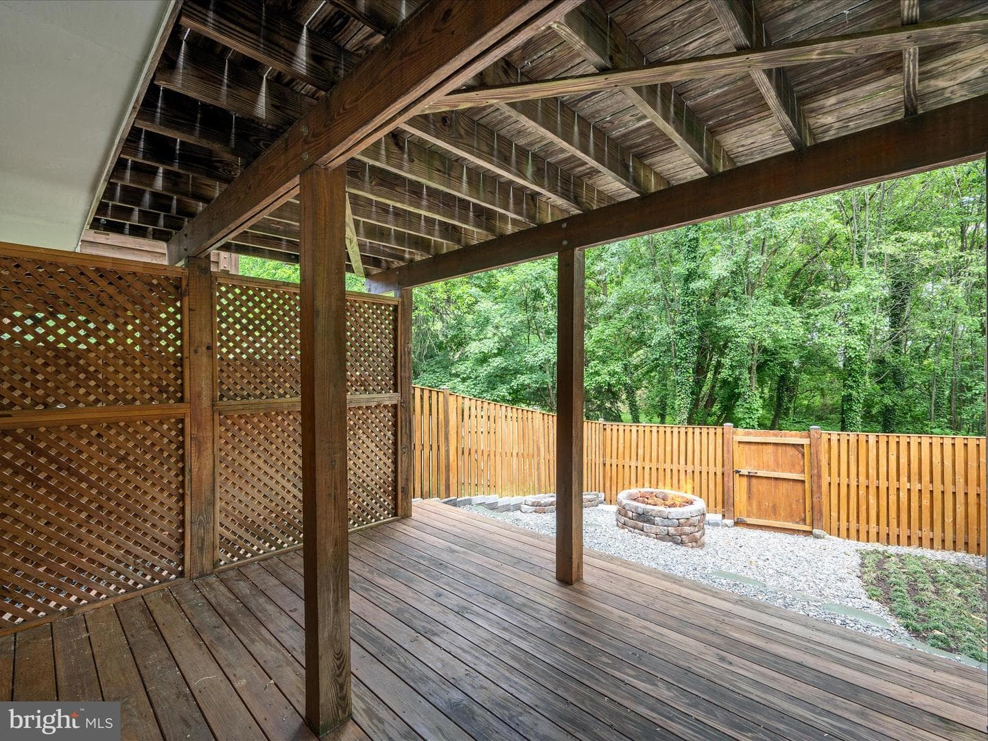 119 Maximillian Court SW photo 33
