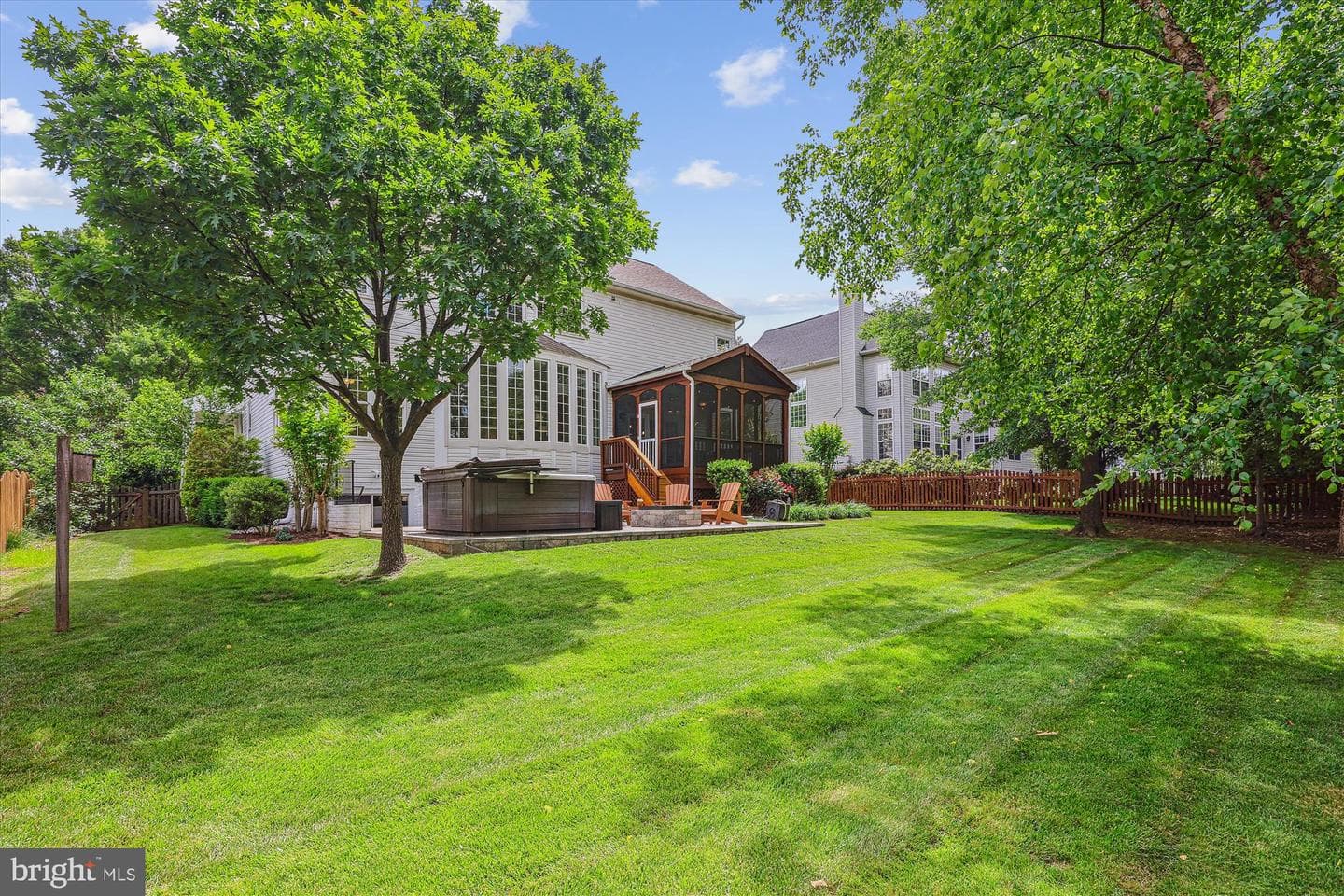 831 Macalister Drive SE photo 38