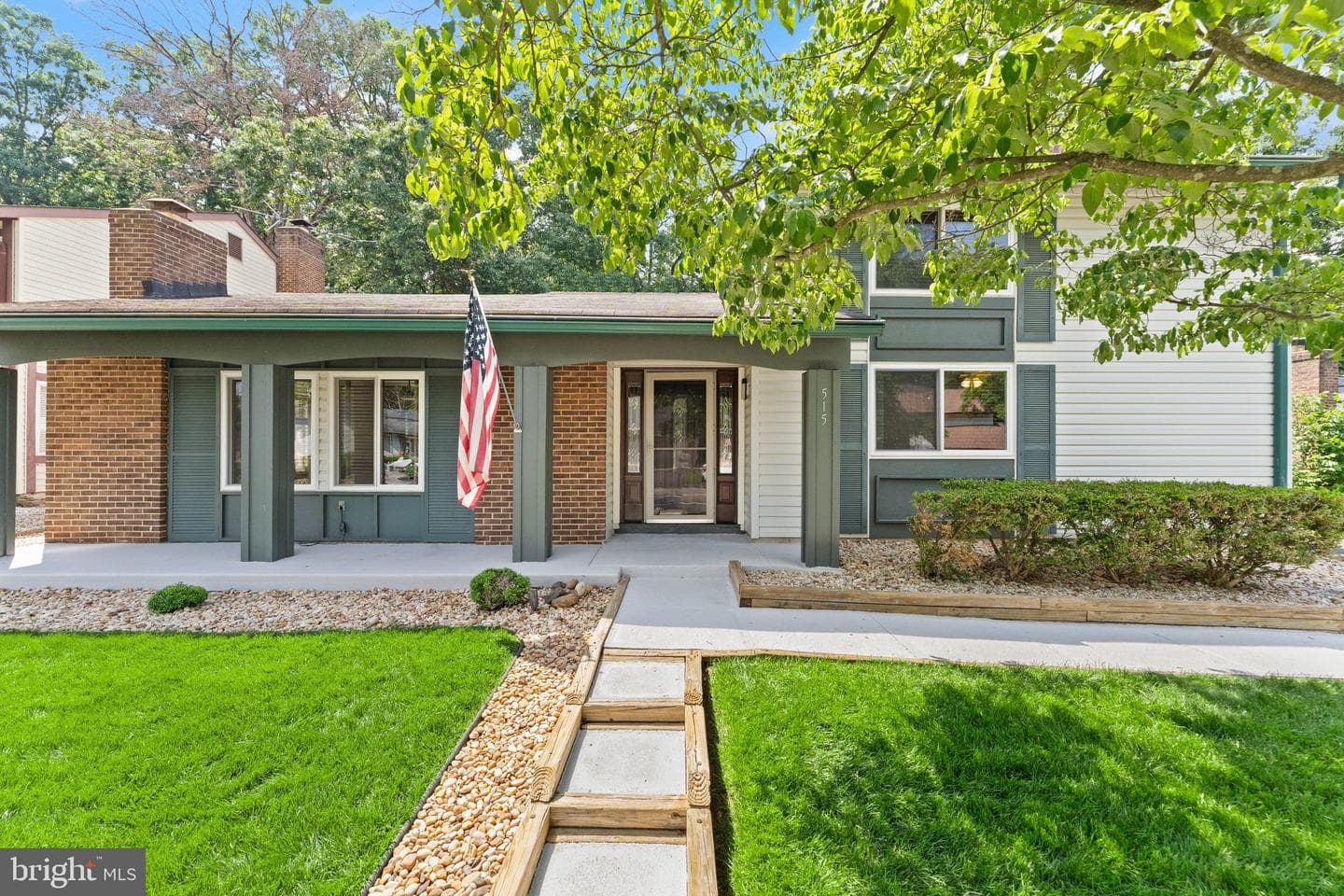 515 Sugarland Run Drive photo 5