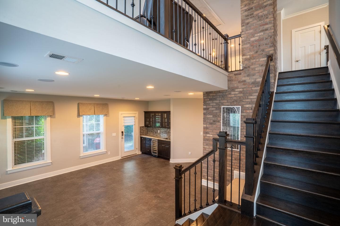 22270 Foggy Ridge Terrace photo 3