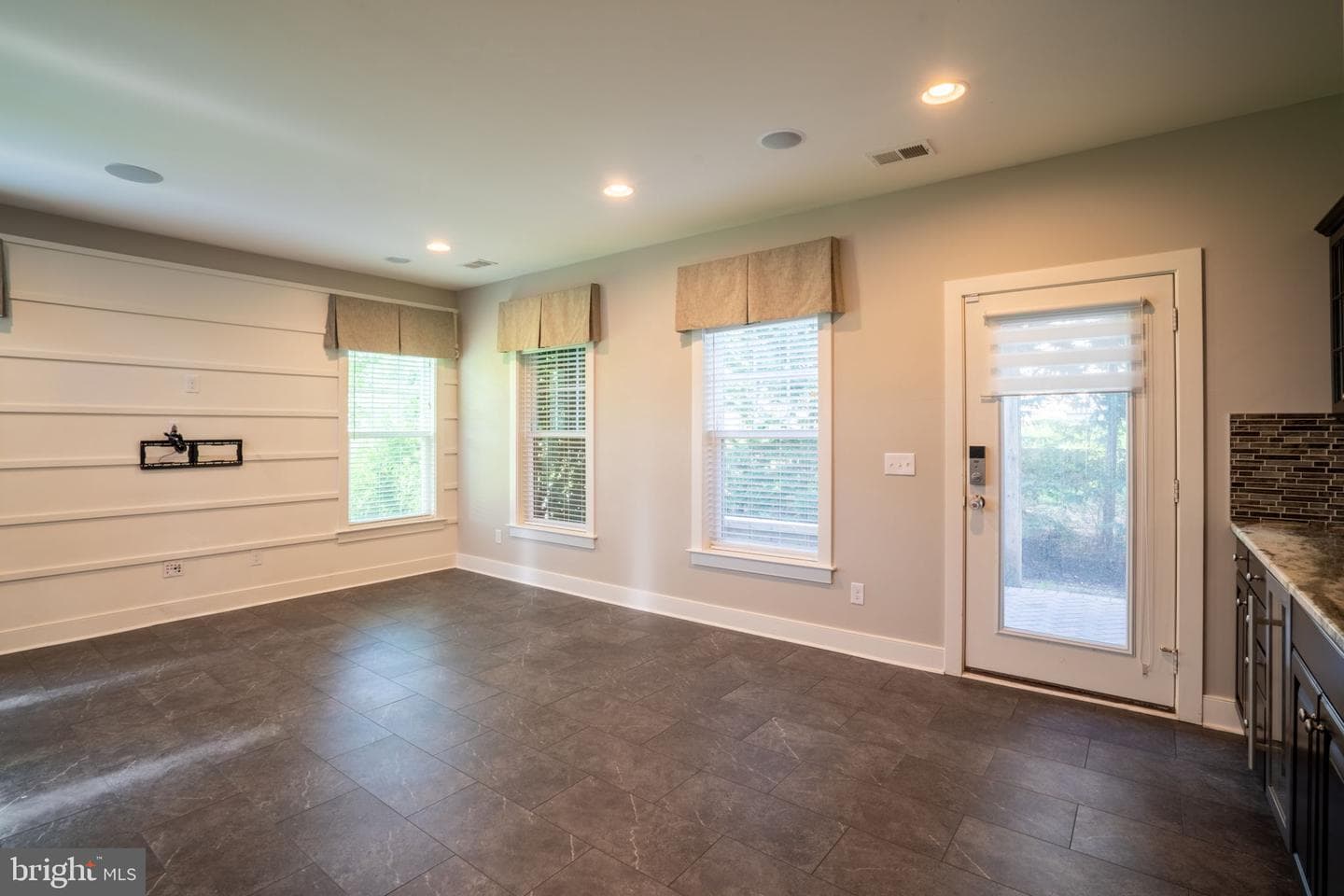 22270 Foggy Ridge Terrace photo 41