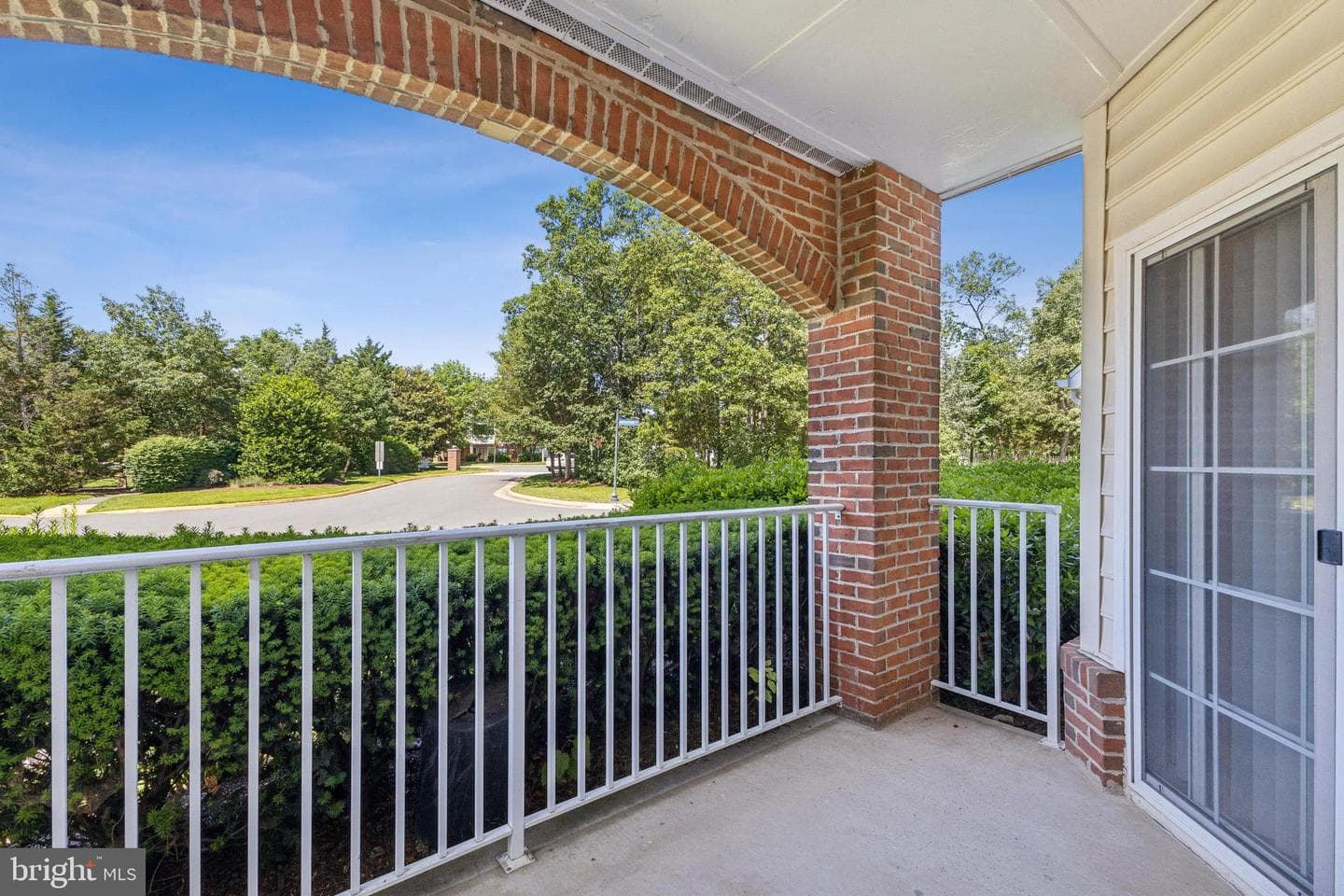 25272 Riffleford Square #104 photo 23