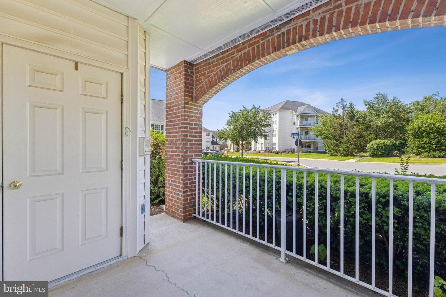 25272 Riffleford Square #104 photo 24