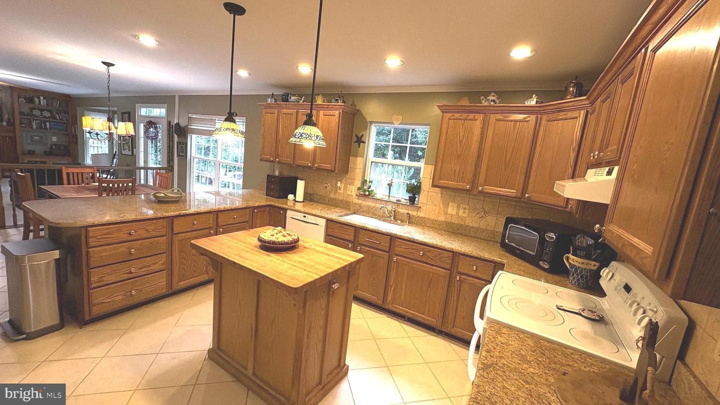 316 Oakcrest Manor Drive NE photo 29