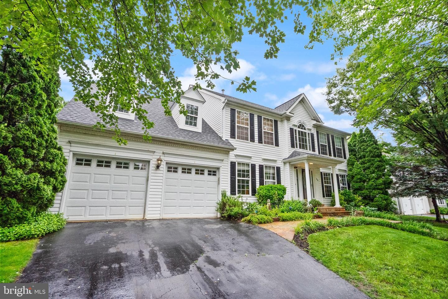 316 Oakcrest Manor Drive NE photo 4